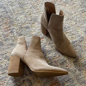 Steve Madden Pointed Toe Ankle Boots in Taupe Suede